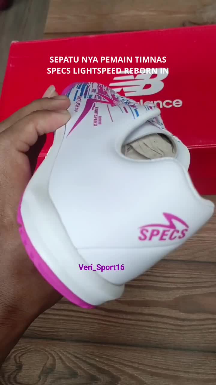 SEPATUNYA PEMAIN TIMNAS
SPECS LIGHTSPEED REBORN IN
Rp.599.800 JADI Rp.540.000

VERI SPORT ORIGINAL GAK HARUS MAHAL.
ORDER KLIK 👇

WA : 08522