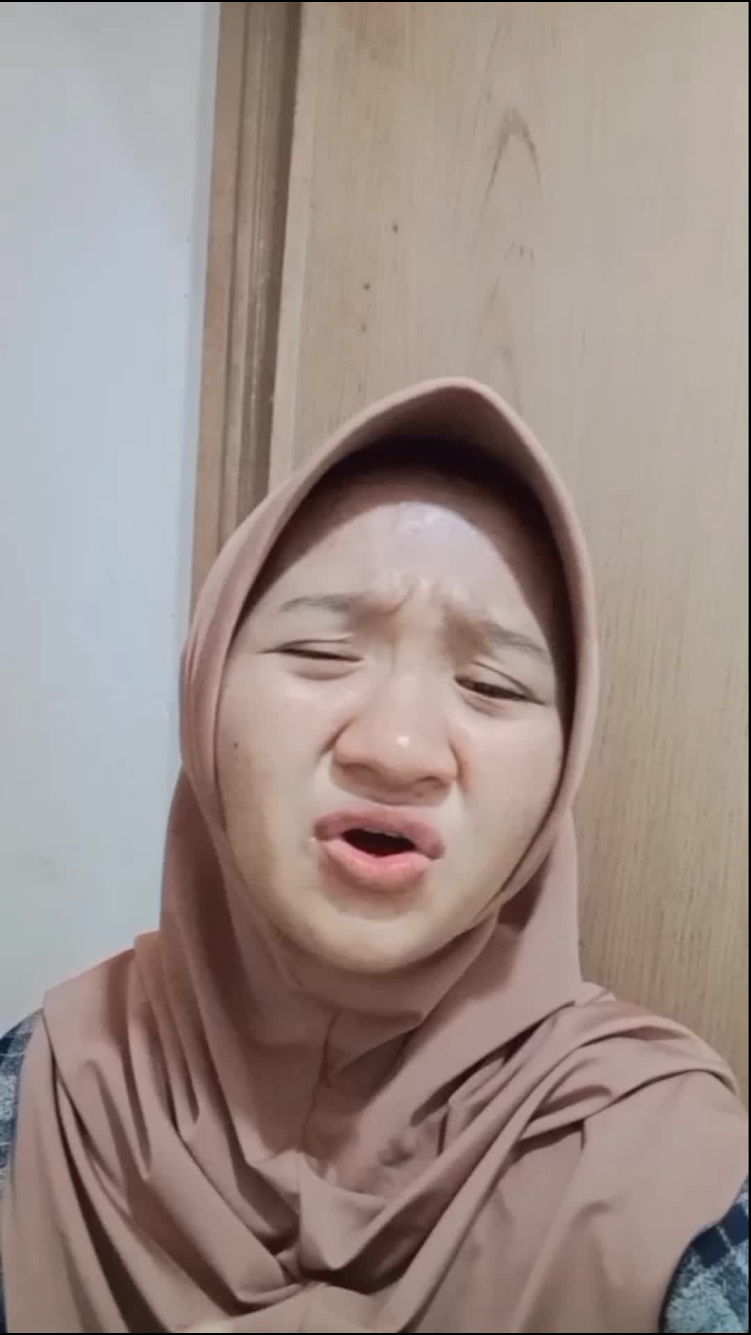 IDOL XIII_ Adiska Pratiwi - 20thn - Domisi muara enim - You Are The Reason_Calum Scott