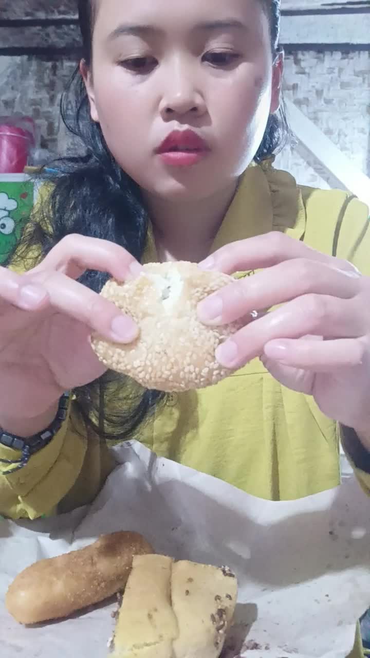 review cemilan dari pasar malam  #short  #HOTrctiplus 