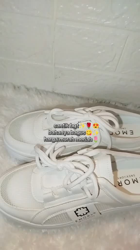 akhirnya kesampean juga pengen sendal kek gini wkwk #fyp #keseharian #minivlog 