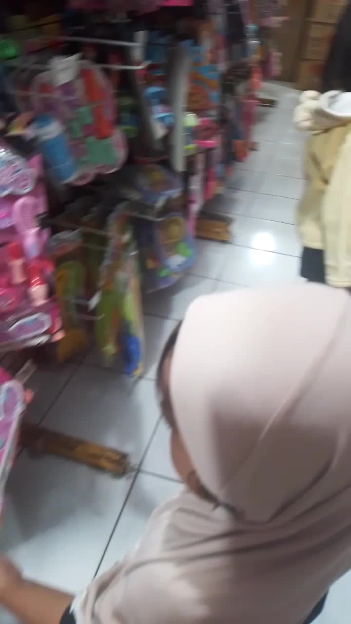 kalau di ajak ke toko mainan. pasti bingung mau pilih yg mana😄😄
#MasyaAllah tabarokallah 😍 
#mainboneka 
#bingung gak tuh 
#RCTIPlus 
#HOTrc