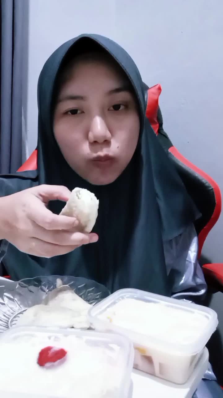Assalamu'alaikum Sore Ini Aku Mau Makan Cireng
