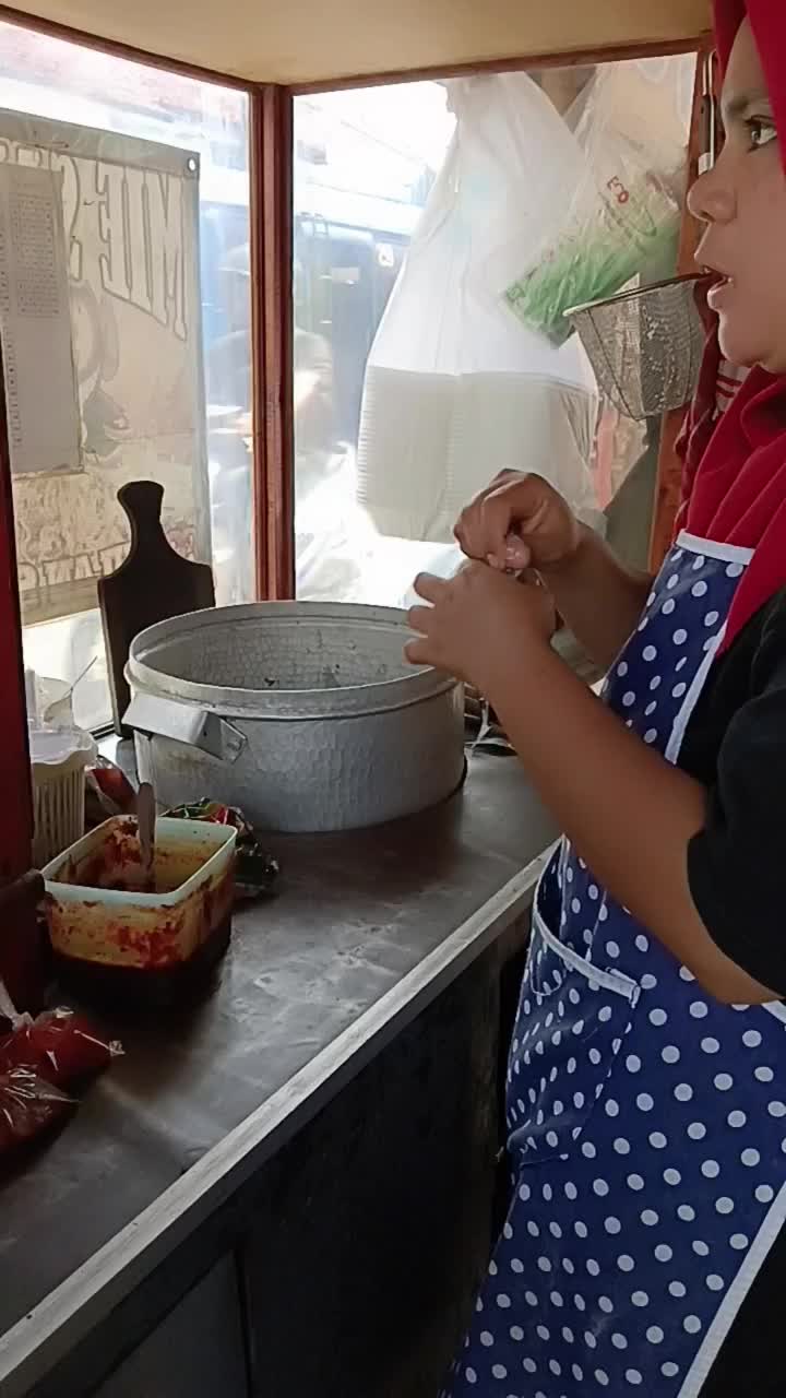 bakso urat yang lagi boming 
 #short  #HOTrctiplus 