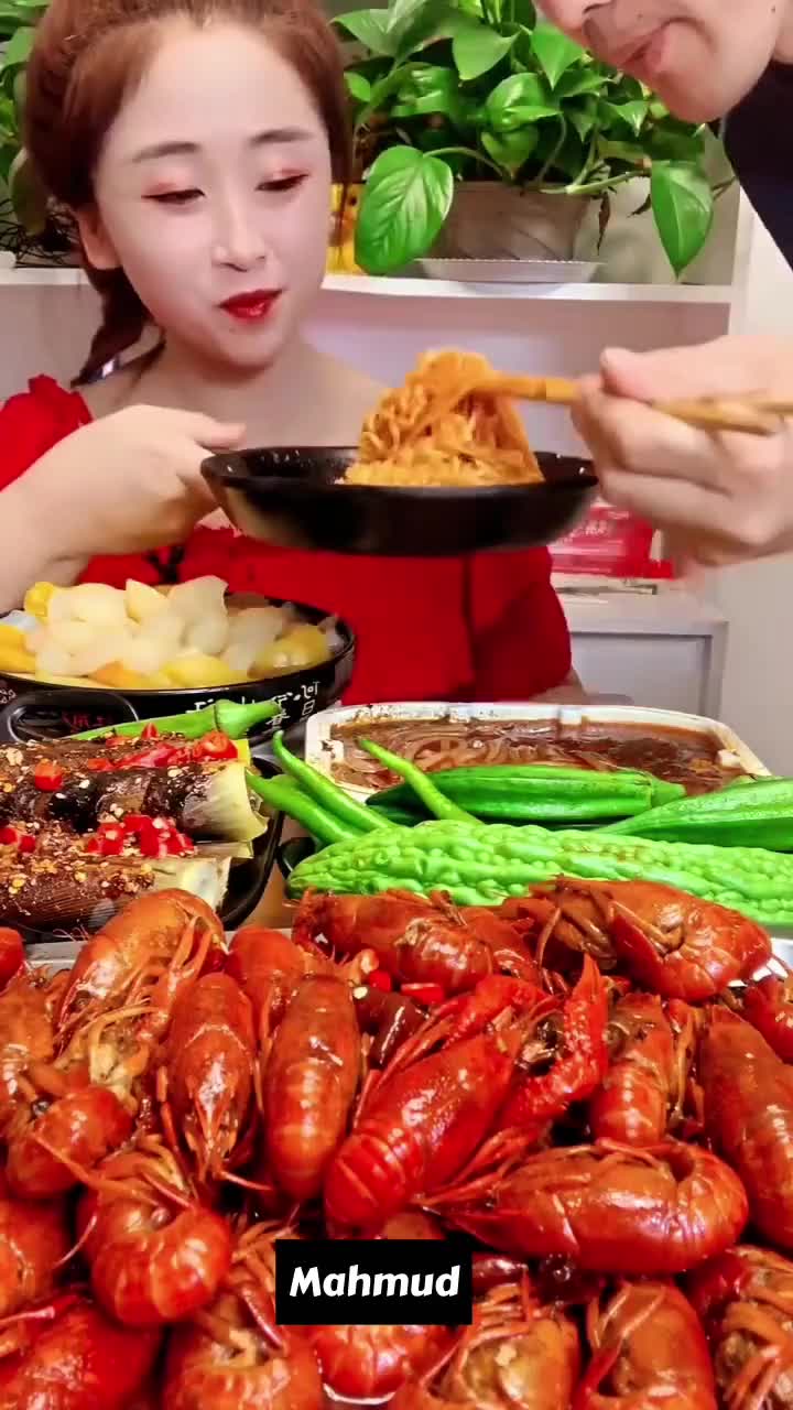 #RCTIPlus #RCTIoke #HOTrctiplus #mukbang #bikinngiler🤤 #fypシ゚viral #1TRENDING 