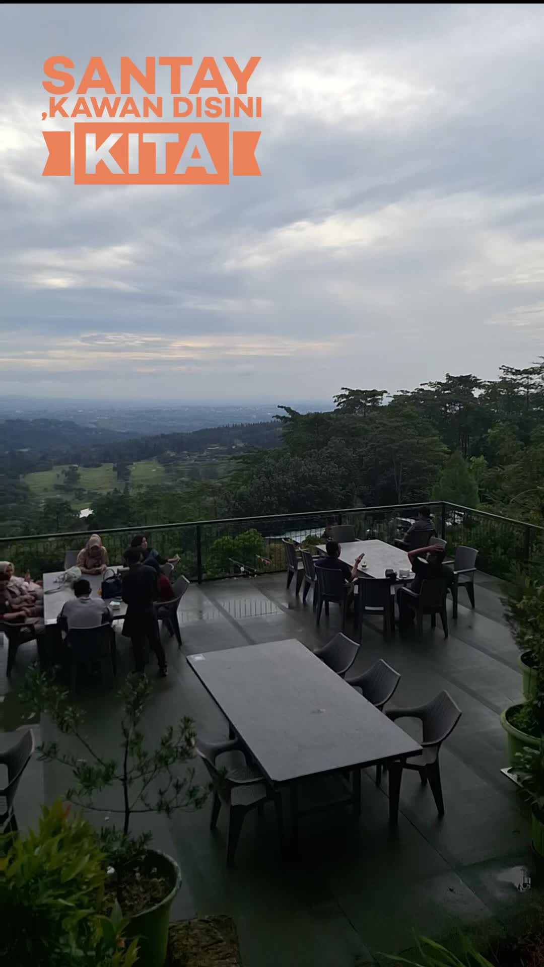woody cafe and resto,sentul bogor