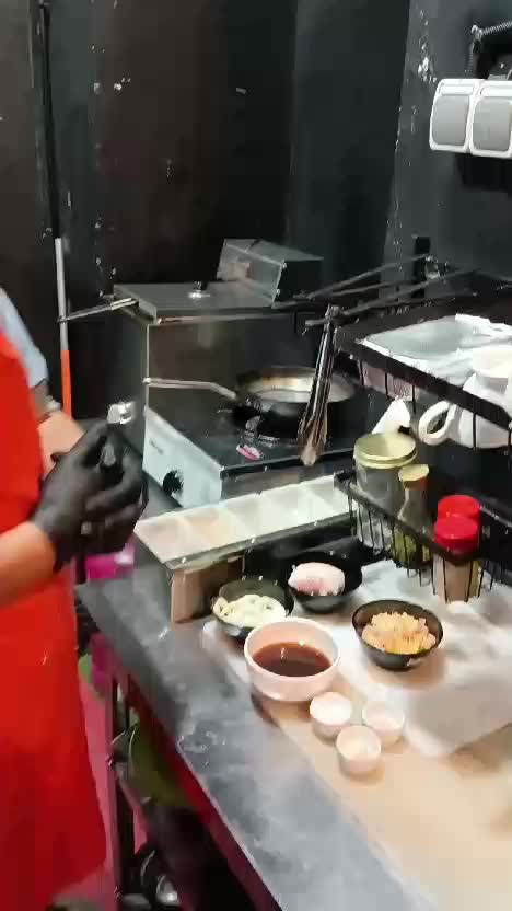 Halo Perkenalkan Nama Saya Fahrul Alamsyah. Di sini saya masak 
Chicken Teriyaki With Mix Veggie. Selamat Menyaksikan :) 