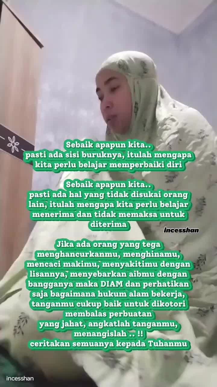 sebaik apapun kita pasti ada sisi buruknya  #minnaklillah  #Sebaik-baiknya manusia adalah ia yang bermanfaat bagi manusia lainnya 