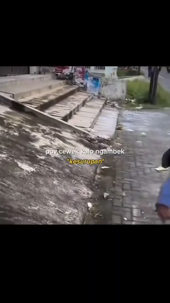 cewek kalian kalau ngambek gimana