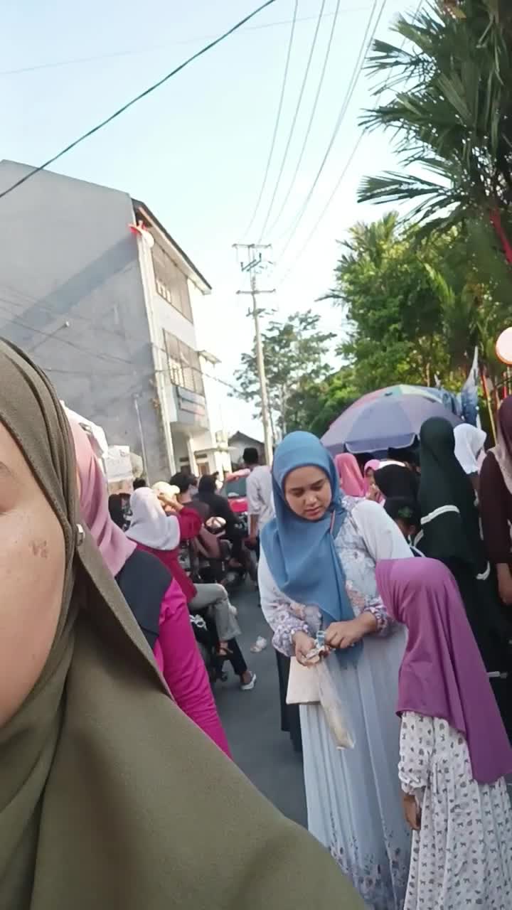 alhamdulillah pengajian nya
sudah selesai  #short  #HOTrctiplus  #RCTIPlus  #trending 