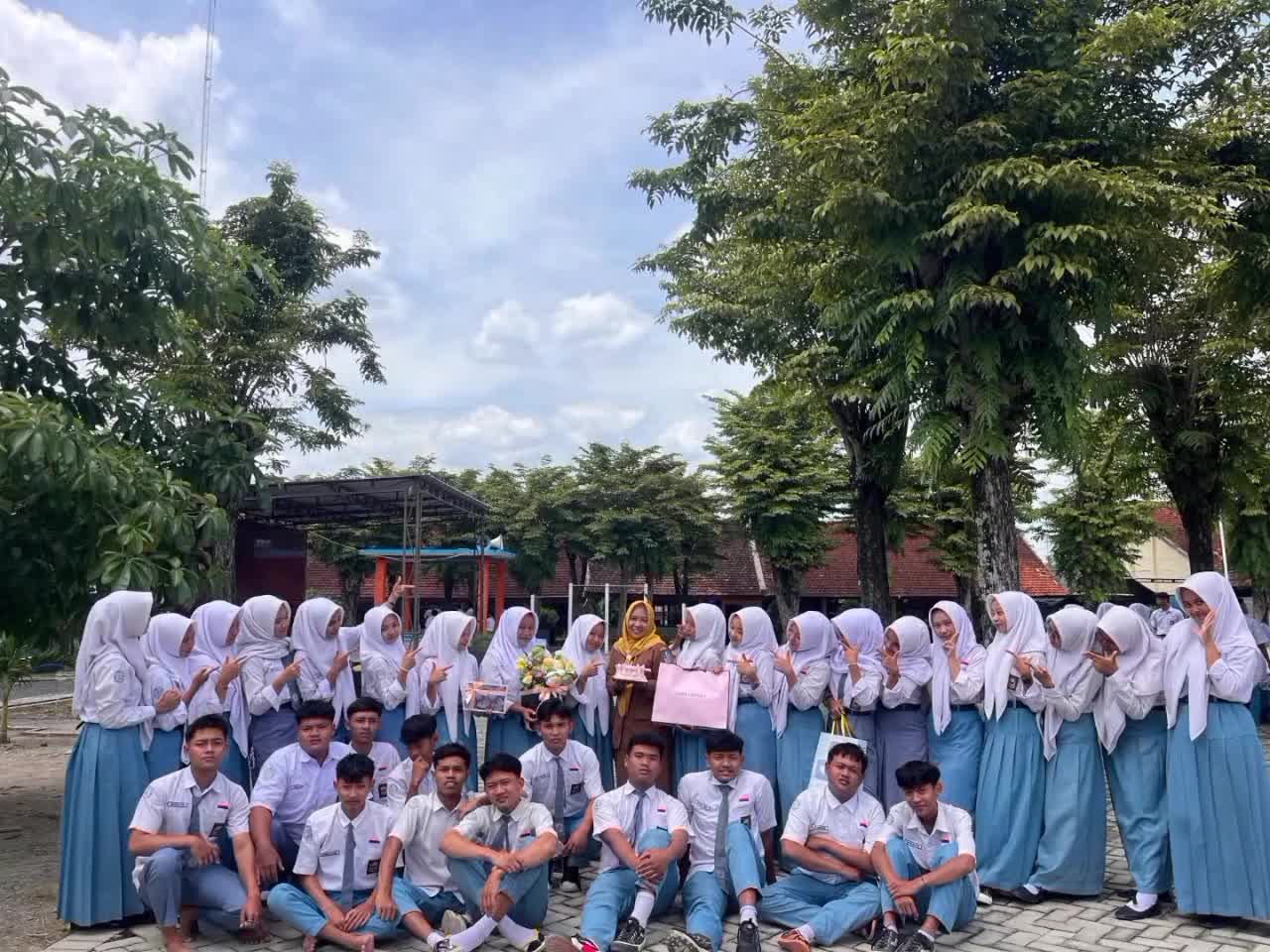 #rctiofficial #RCTIoke #rctiofficial #rcti #icrcti #HOTrctiplus #rctiofficial #RCTIoke #icrcti #rcti #RCTIPlus #RCTIPlus 