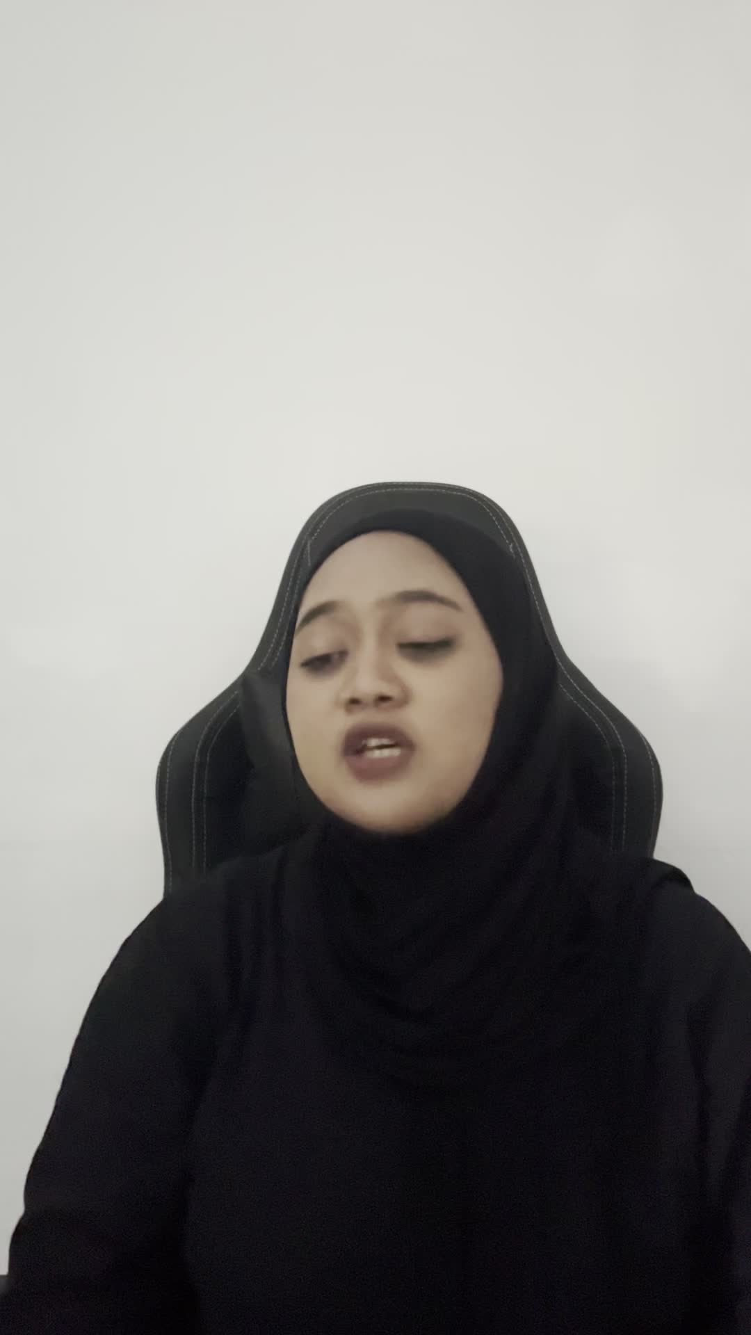 IDOL_XIII KIKIPATMAWATI 23 KUTAIKARTANEGARA TALKING TOO THE MOON