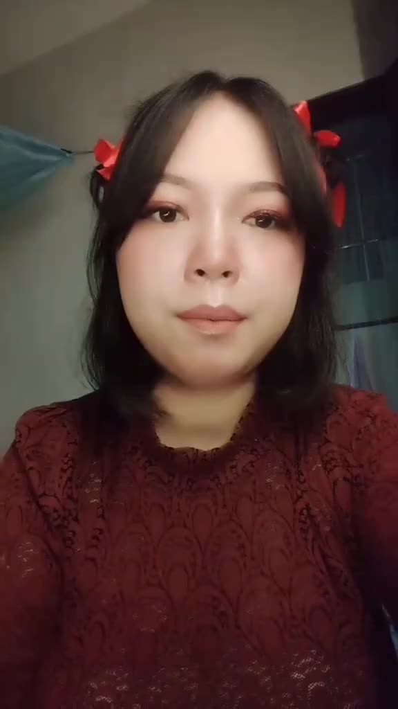 makeup simpel Imlek 
