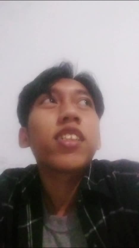 IDOL XIV Acep Mahmud Mansur 19 tahun
Sumedang Pudar