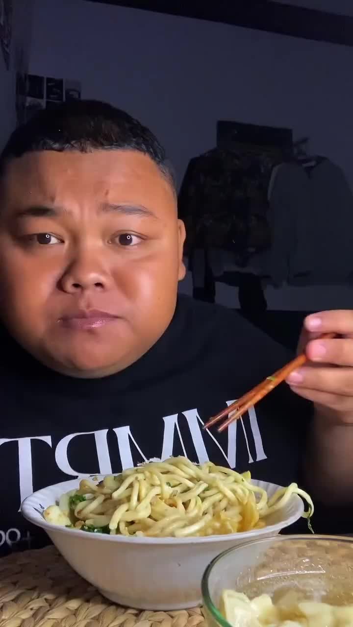 Mukbang Makan Besar
#Food #Videomasakan #videomakanan #Like #Follow #videolucu #Mukbang #Mukbangmakanbesar #Viral #videoviral #Fyp #lucu #ng