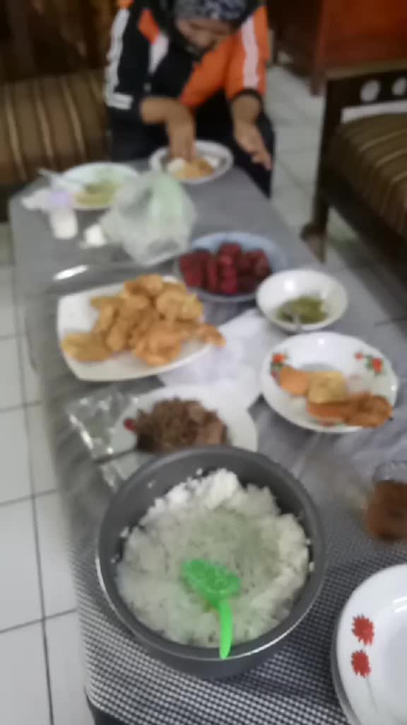 makan siang 