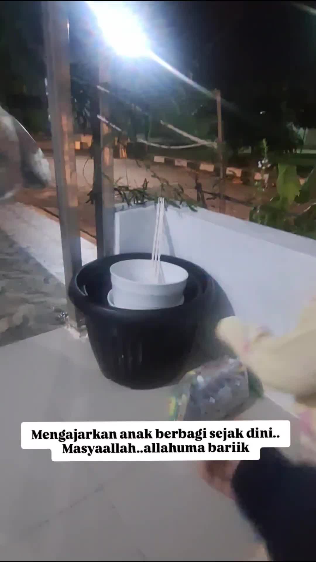 maayaallah allahuma bariik...semoga terus menerus senang berbagi yah nak 😇


#fyp #viral #reels #video #berbagi #ramadhanberbagi #ramadhan20