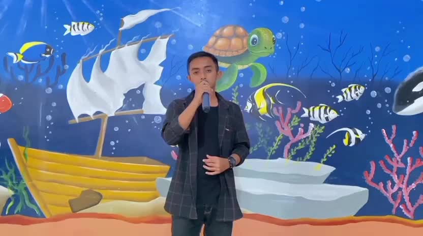 IDOL _XIV FADHIL MUHAMMAD PARYONO PUTRA 19TH WONOSOBO MENCINTAIMU KRISDAYANTI