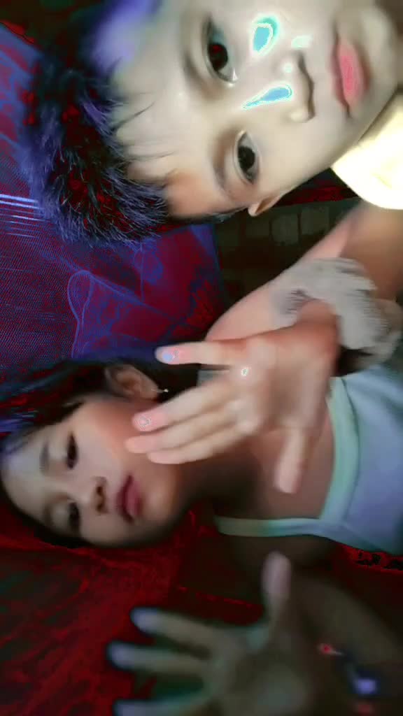 masih di pantau sang adik 😊