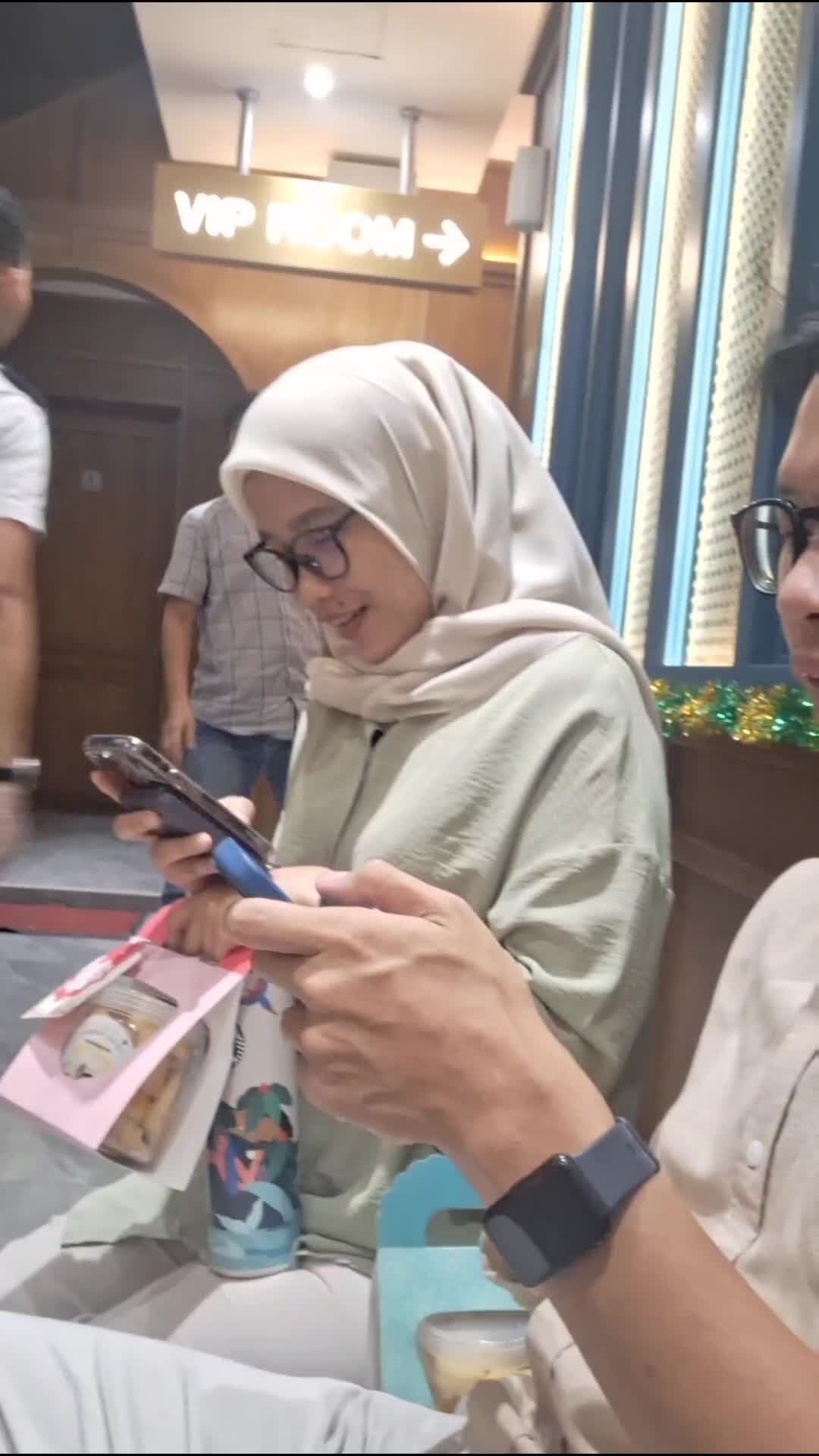 Emang agak laen dari dulu ya 🫣😂😂😂


#bukapuasa2025 #bukber2025 #ramadhan2025 #grup #fyp #viral #reels #video #fypシ #fypシ゚viral #RCTIPlus #HO