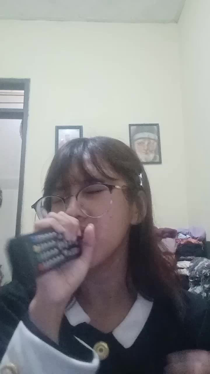 IDOL_XIII LOLA AMBARWATI 21 TAHUN KOTA CIMAHI BOHONGI HATI 