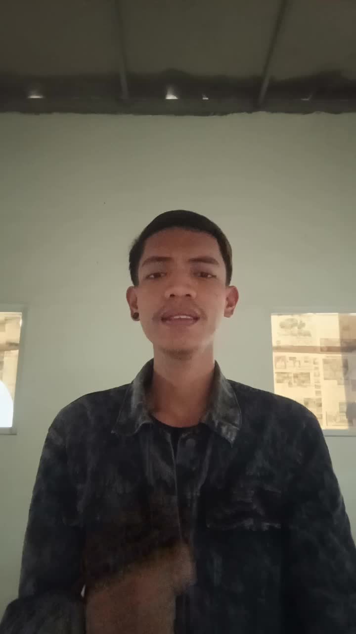 Nama:Fajar Mujahid Umur:24Tahun Asal: Pangandaran Jawa Barat Iis Dahlia: Payung hitam 