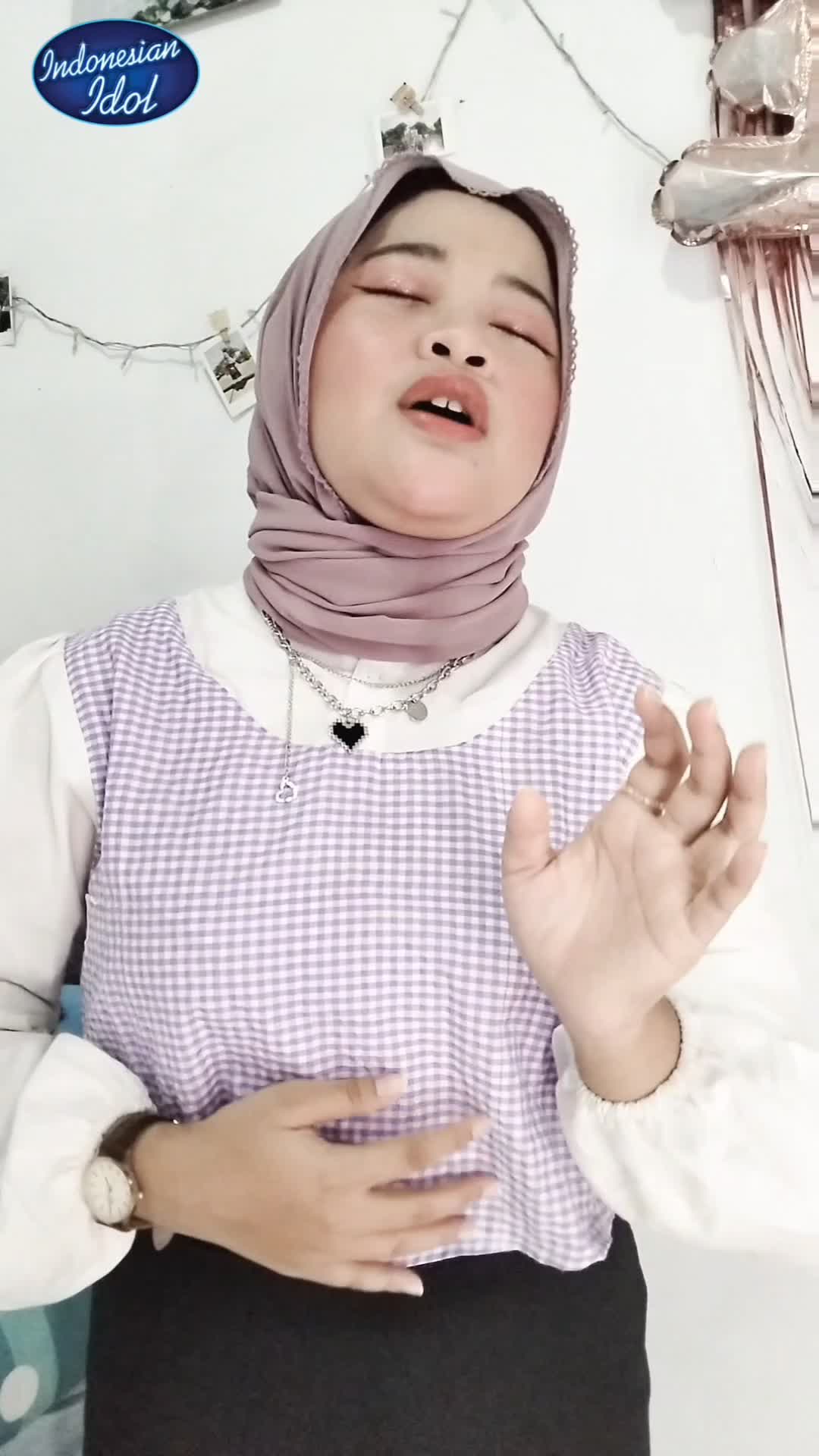 IDOL_XIV NURUL BADRIYAH USIA 18TH  SUBANG JAWA BARAT LOVELY(Billie Eilish) & FIX YOU(Coldplay)