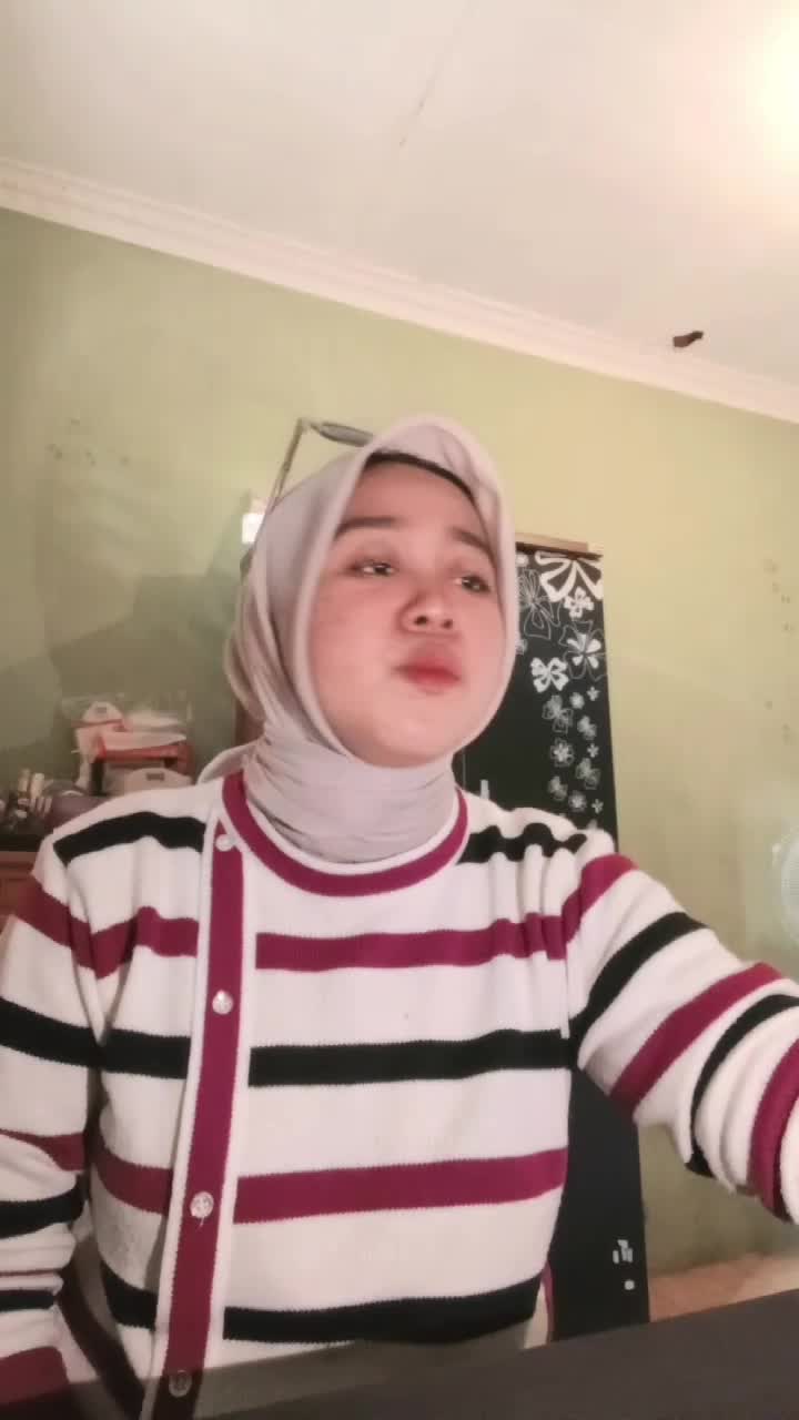 IDOL_XIV Diaz Wahida 21 Tahun Semarang Speechless-Naomi Scott

 #thenextidol #audisionline #indonesiaidol 