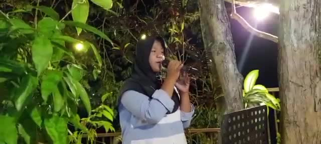 nama saya Rafika umur 15 tahun  dari Belitung timur cuver ku sanggup voc agnes monica
