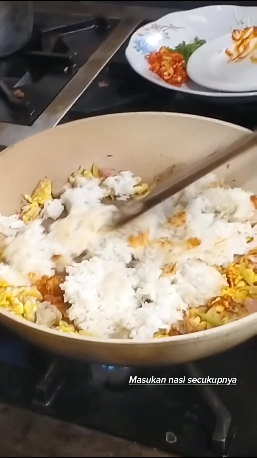 Perkenalkan nama saya: Muhammad adil ghanim ali/asal NTB (25 THN),ini vidio masakan saya pribadi  mohon dukungan dan sportnya..🙏🏼🙏🏼🙏 