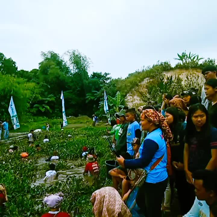 #MyFirstVideoOnHot+  tangkap ikan
