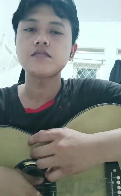 IDOL XIII RIDWAN ALKHATAMI 23 TAHUN KOTA SERANG JUDUL LAGU CINTA DALAM HATI 