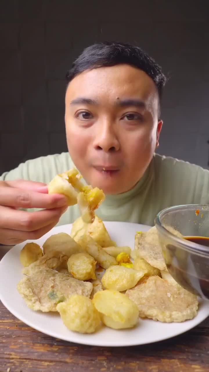 Mukbang Makan Besar
#Food #Videomasakan #videomakanan #Like #Follow #videolucu #Mukbang #Mukbangmakanbesar #Viral #videoviral #Fyp #lucu #ng