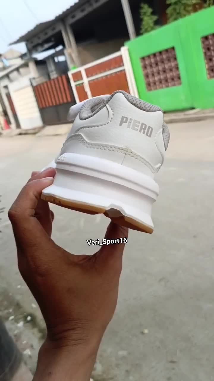 DISKON 70% SEPATU RUNNING ANAK ORIGINAL.
PIERO JOGGER 24 JR.
Rp.499.800 JADI Rp.150.000.

VERI SPORT ORIGINAL GAK HARUS MAHAL.
ORDER KLIK 👇
