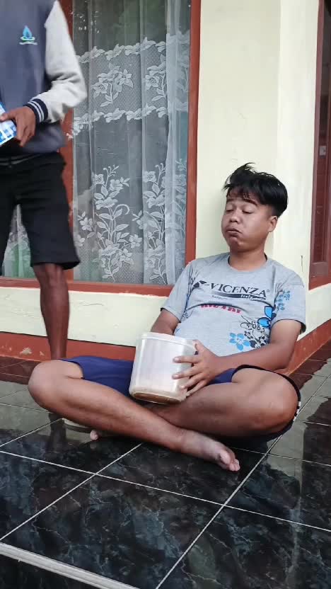 ko bisa meletus #videolucu  #lucu  #komedi 