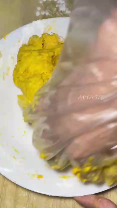 Kue Labu Kuning Ketan Isi Dark Chocolate😍😍