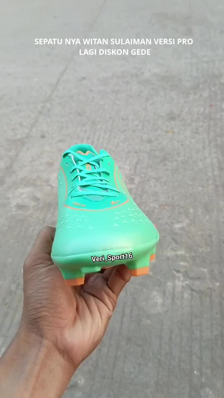 SEPATU NYA WITAN SULAIMAN VERSI PRO.
SPECS ACCELERATOR ALPHAFORM PRO FG.
Rp.629.800 JADI Rp.375.000.

VERI SPORT ORIGINAL GAK HARUS MAHAL.
O