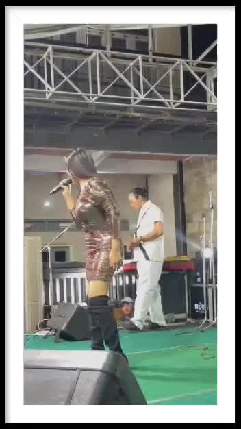 PERFOME BY LOVA PRIMADONA