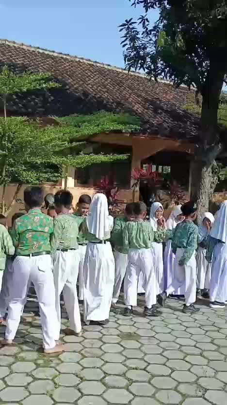 Masuk Pertama Sekolah 
