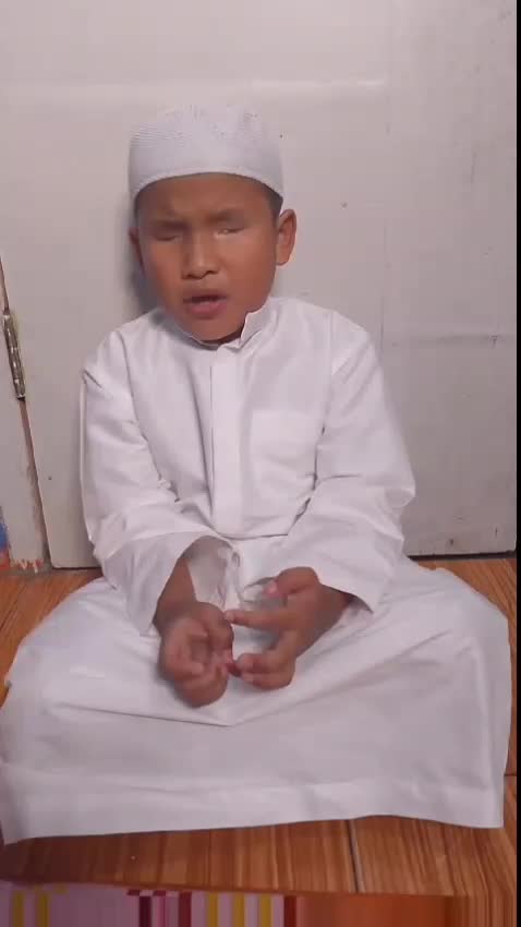 Muhammad rizki, 8 tahun asal Bogor hapalan : 3juz