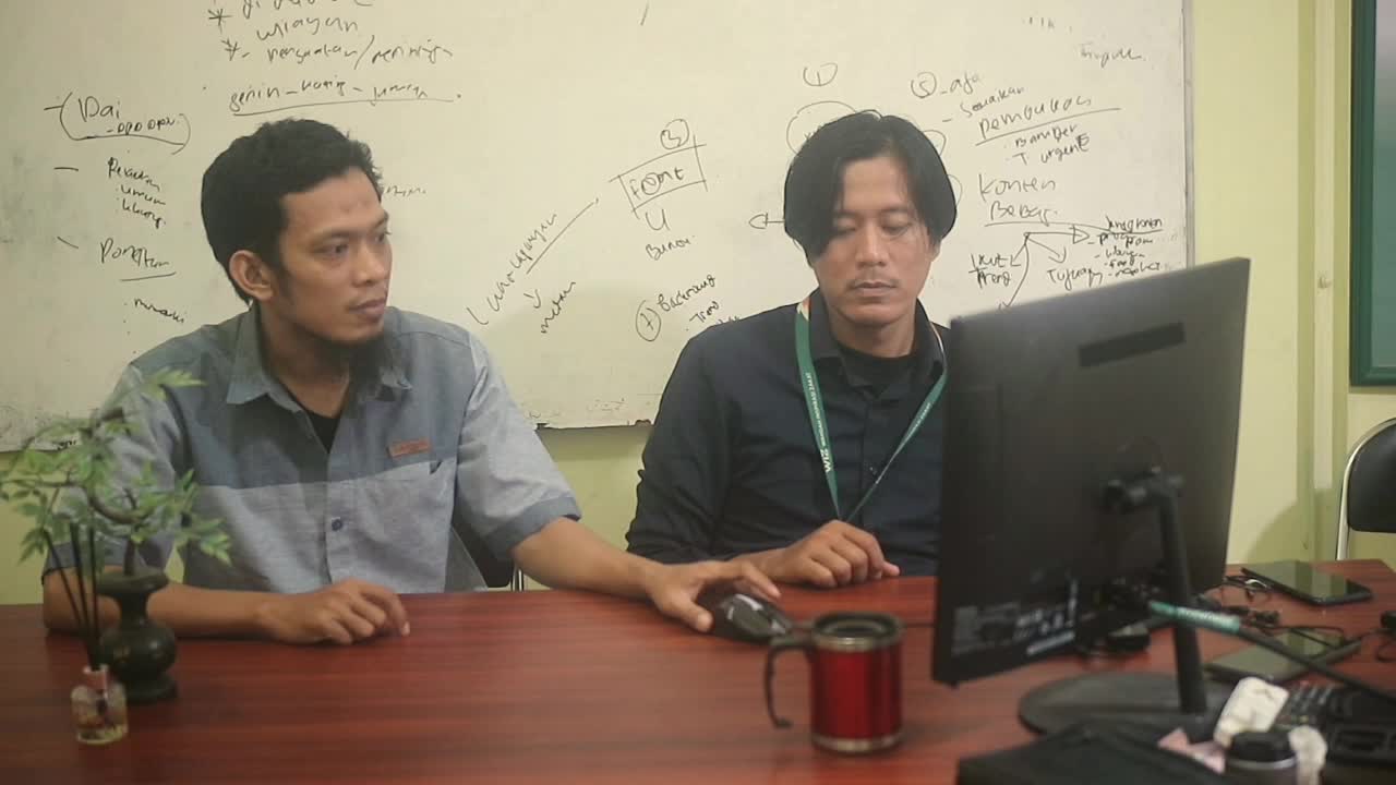 Kena mental short movie
part:2
 #HomeOfTalentRCTIPlus 
#ShowYoureTalent 
#film 