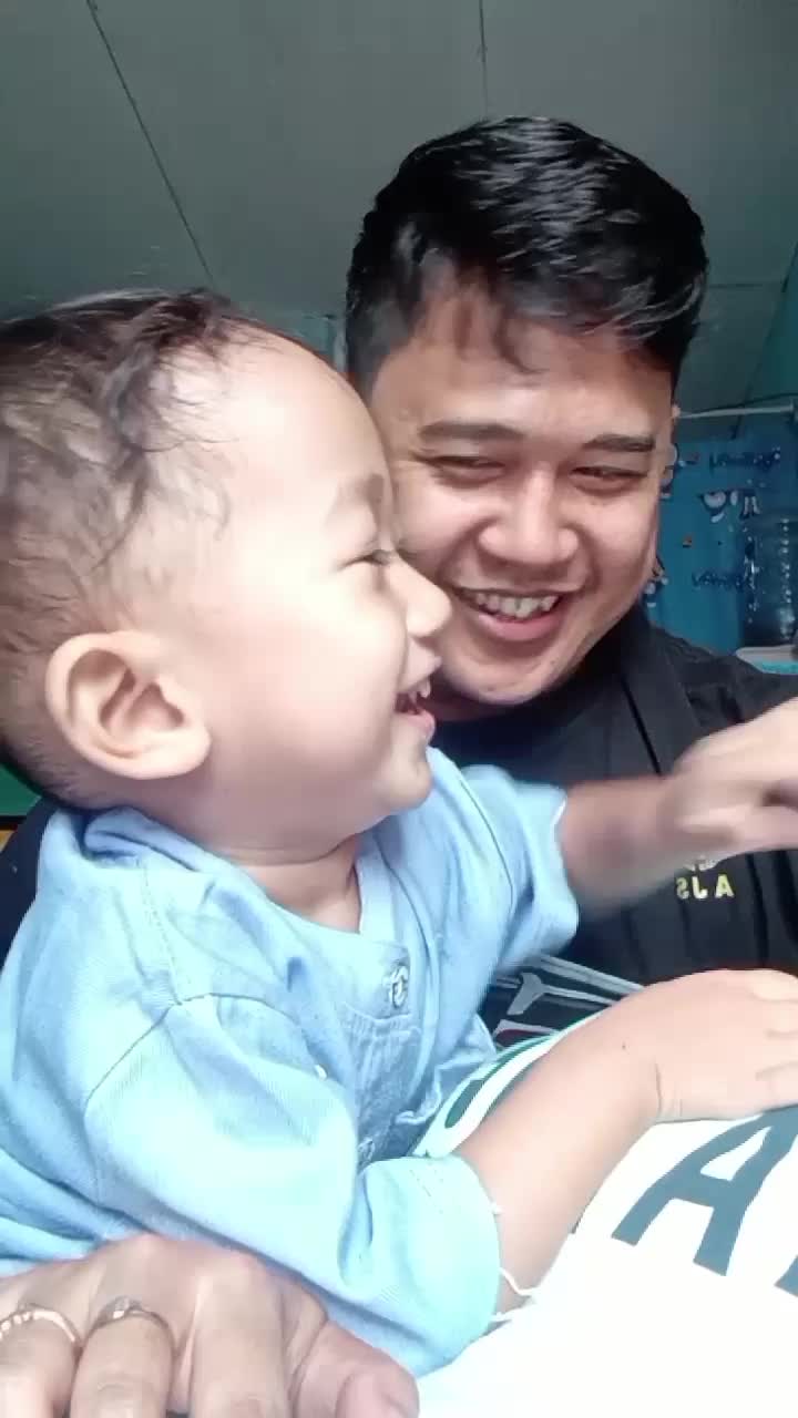 lagi asik mainan

 #fyp  #anakganteng  #anakaktif  #RCTIPlus  #viral 