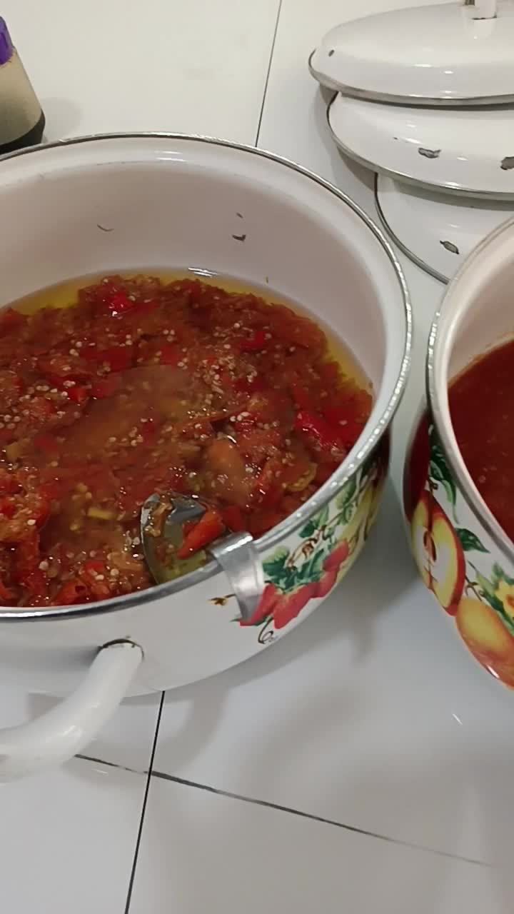 rumah makan yang free sepuasnya lalapan nasi sama sambal ?
 #short  #HOTrctiplus  #RCTIPlus  #fyp 