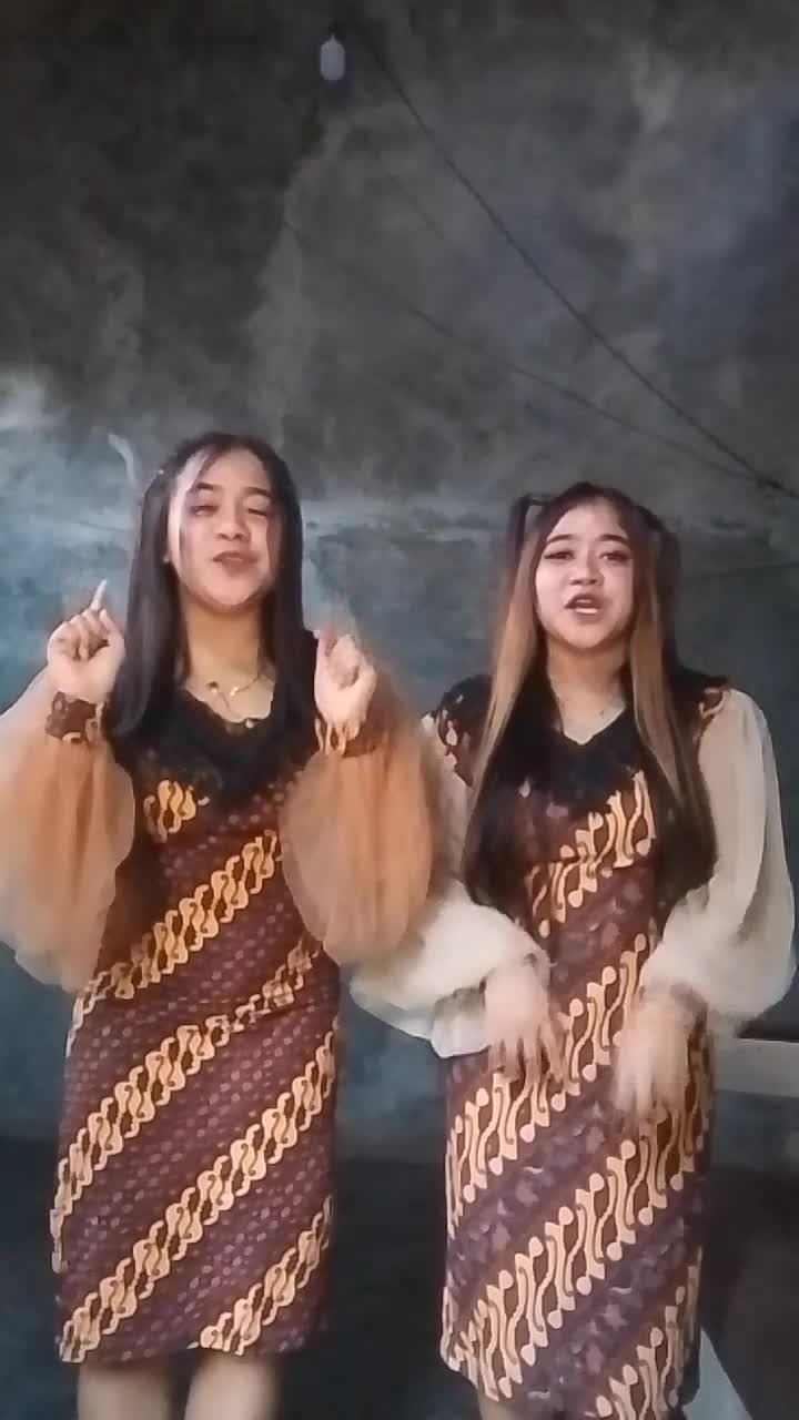 KDI 2024  Rana Rani (kembar) ,umur 21 THN,asal provinsi Lampung ,lagu acuh tak acuh, #onlineAuditionKDI2024