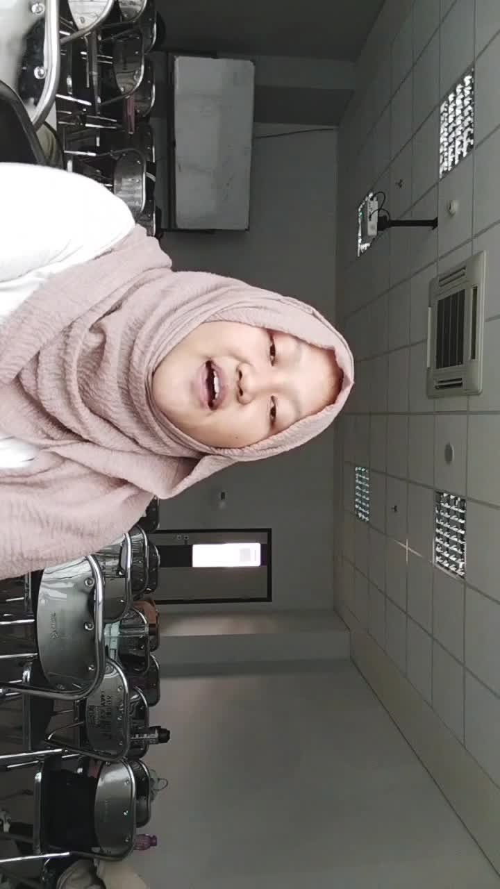 IDOL_XIII DELVIANI PUTRI VALENCIA 19 TAHUN CIMAHI LIKE I'M GONNA LOSE YOU 