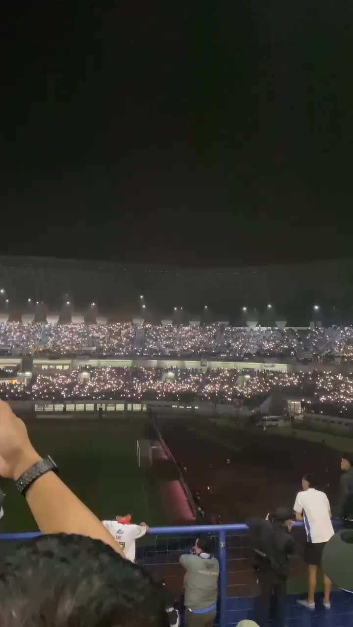  #persib vs barito  #stadion glbk  #ciro  #viral persib  #persibjuara  #persib maung bandung  #persib juara  #back2back  #persib2025  #perpi