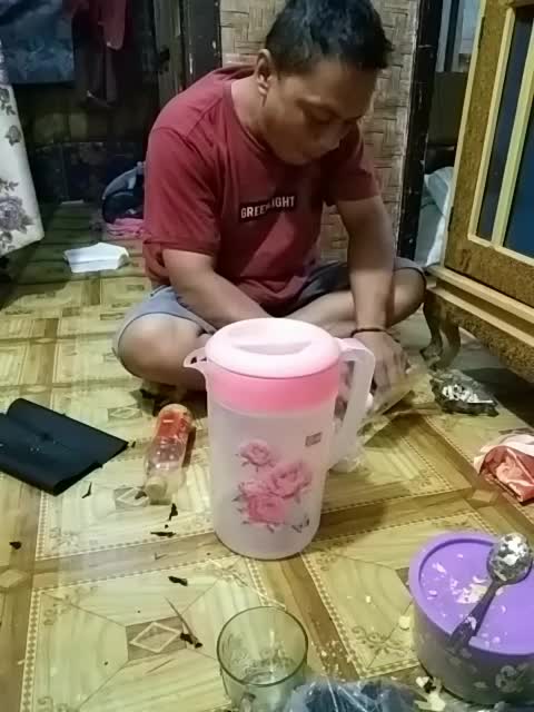 mari santai sambil ngopi gaes 
 #Viral 