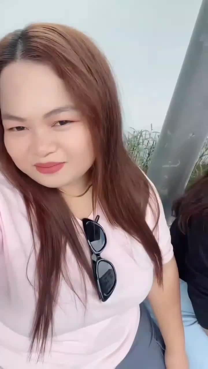 iseng iseng bikin vidio sambil Nunguin bis datang 
 #fypシ  #fypシ゚viral 