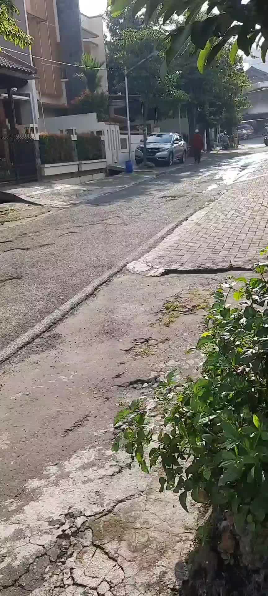 Kelur jalan pagi untuk belanja Sayur