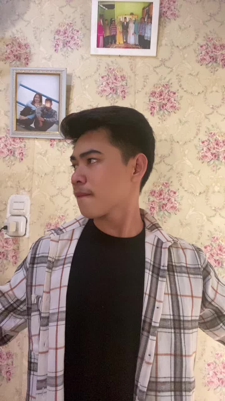 Azmi Sumatra selatan (palembang) 20 tahun (benang biru)