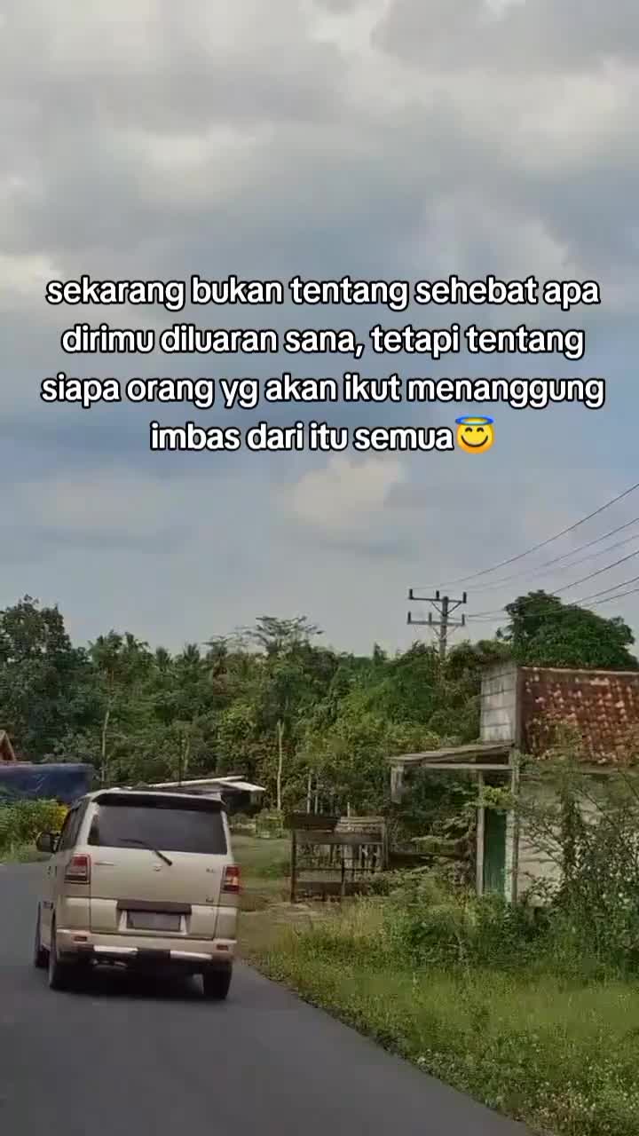 kita bukan orang kaya yg setiap hari naik turun mobil,, kita hanyalah driver travel👍